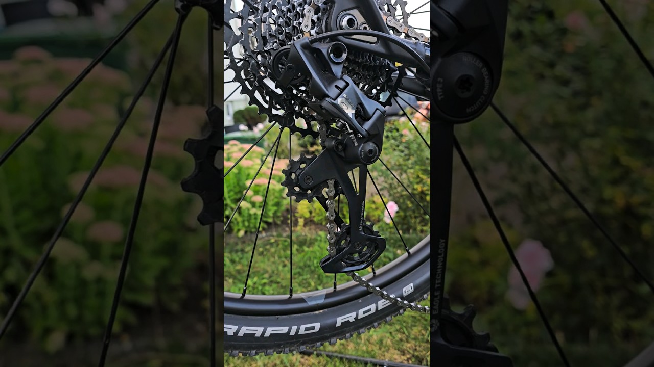 SRAM GX Eagle - Lockout Feature 