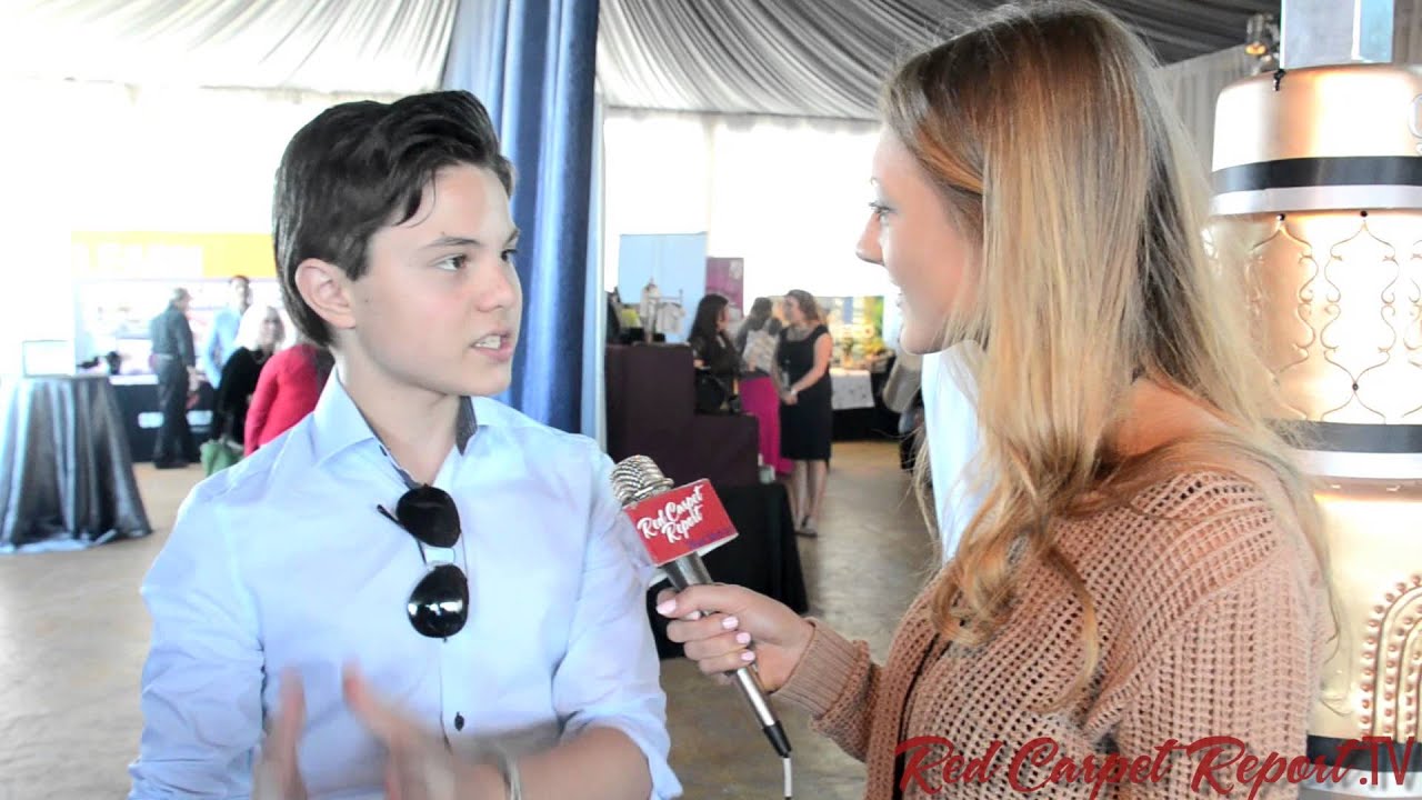 Zach Callison  at the GBK Pre #GoldenGlobes Luxury Gift Lounge #GBKpreGLOBES @ZachCallison