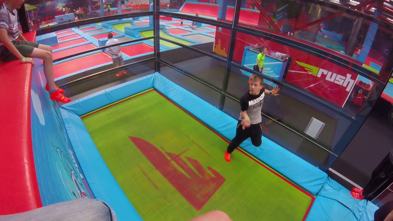 Rush Trampoline Park - Dylan's Birthday 14/07/2017 - Video 4