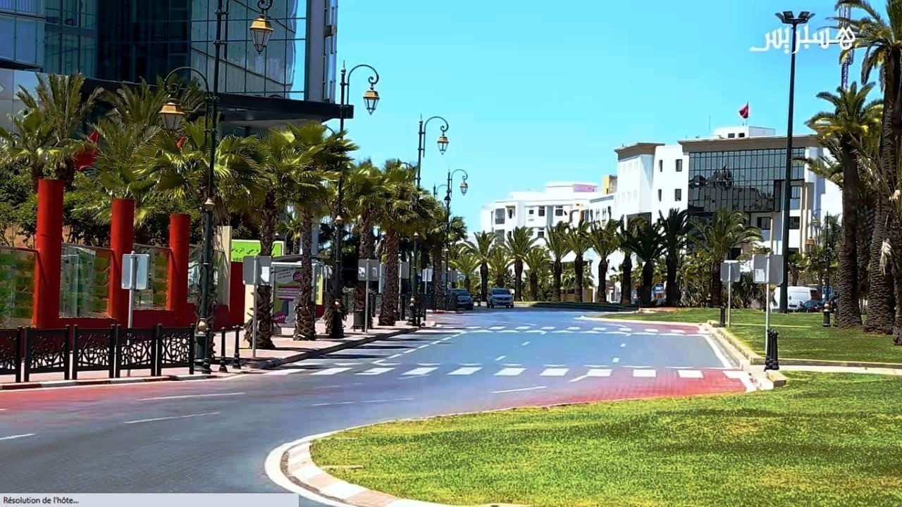 RABAT شوف مسارية دايزها لكلام من أشهر شوارع رياض العاصمة ألى شوارع الأحياء الساحلية على الكورنيش