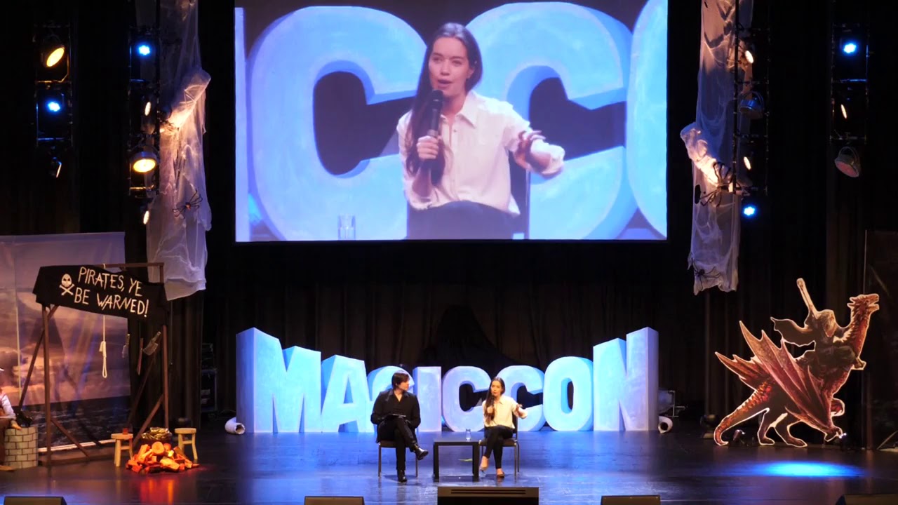 Anna popplewell on panel stage at Magic Con 2018