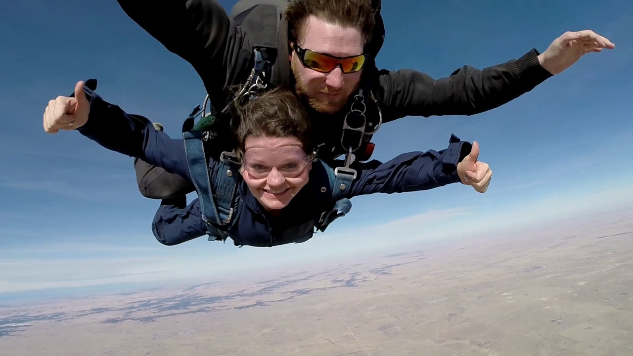 Skydiving | Colorado Springs | Colorado | Out of the Blue | Csilla Brimer