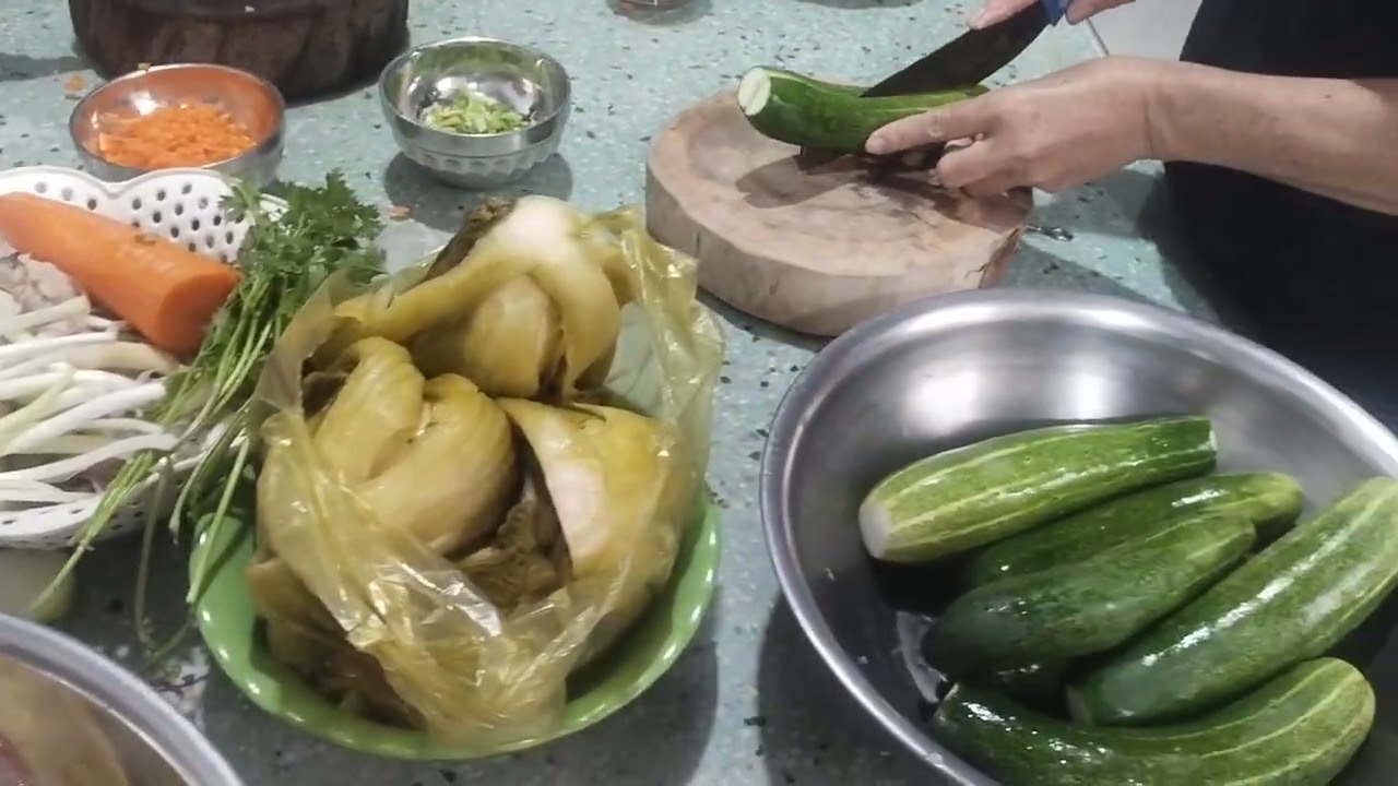 Mùng 4 tết ở miền tây quê tôi 