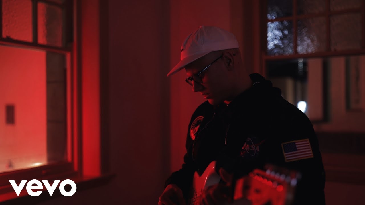 LOS LEO - Keep You Warm (Low Key)