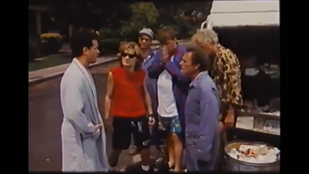Corey Feldman VS Dick Miller ( The Burbs)