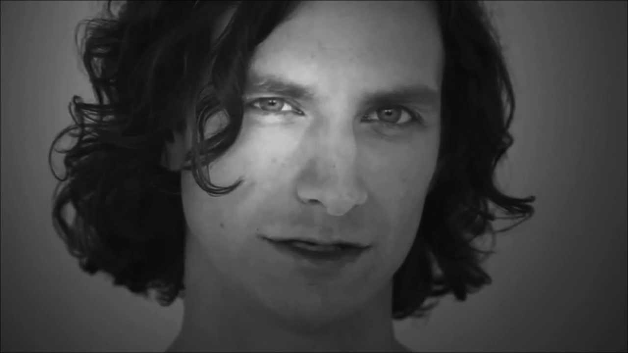 Gotye - Somebody that I used to know Ft Kimbra - Robust radio remix