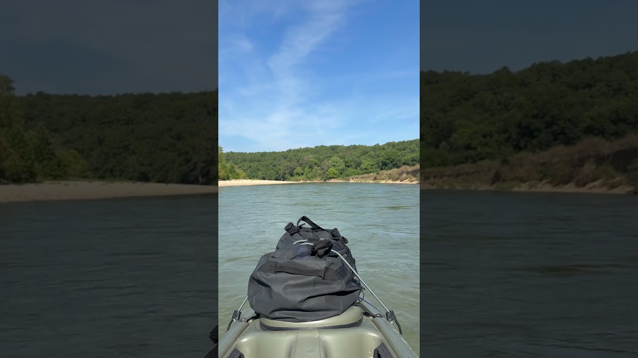 Peace and quiet kayaking along the Illinois River in Oklahoma! #weekendtrip #illinoisriver #kayaking