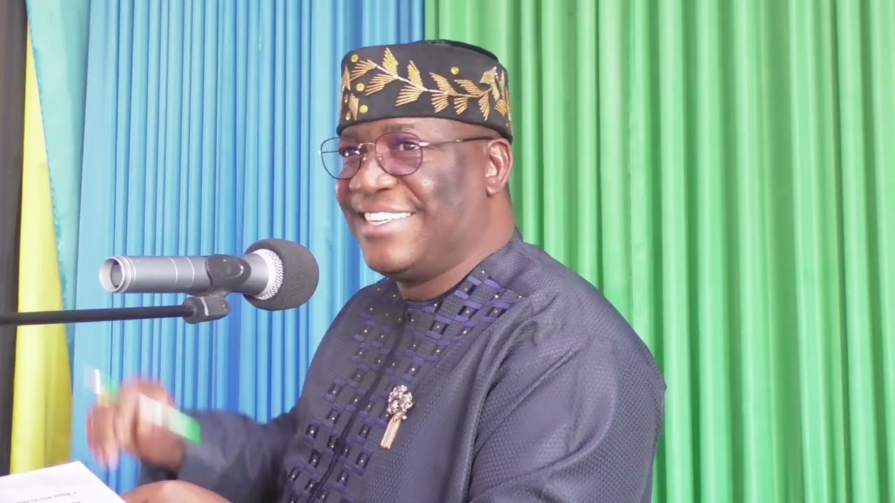 RC MTANDA AZUNGUMZA NA WAZEE WA MWANZA AWATAKA KUZINGATIA LISHE BORA ILI KUJIKINGA NA MARADHI