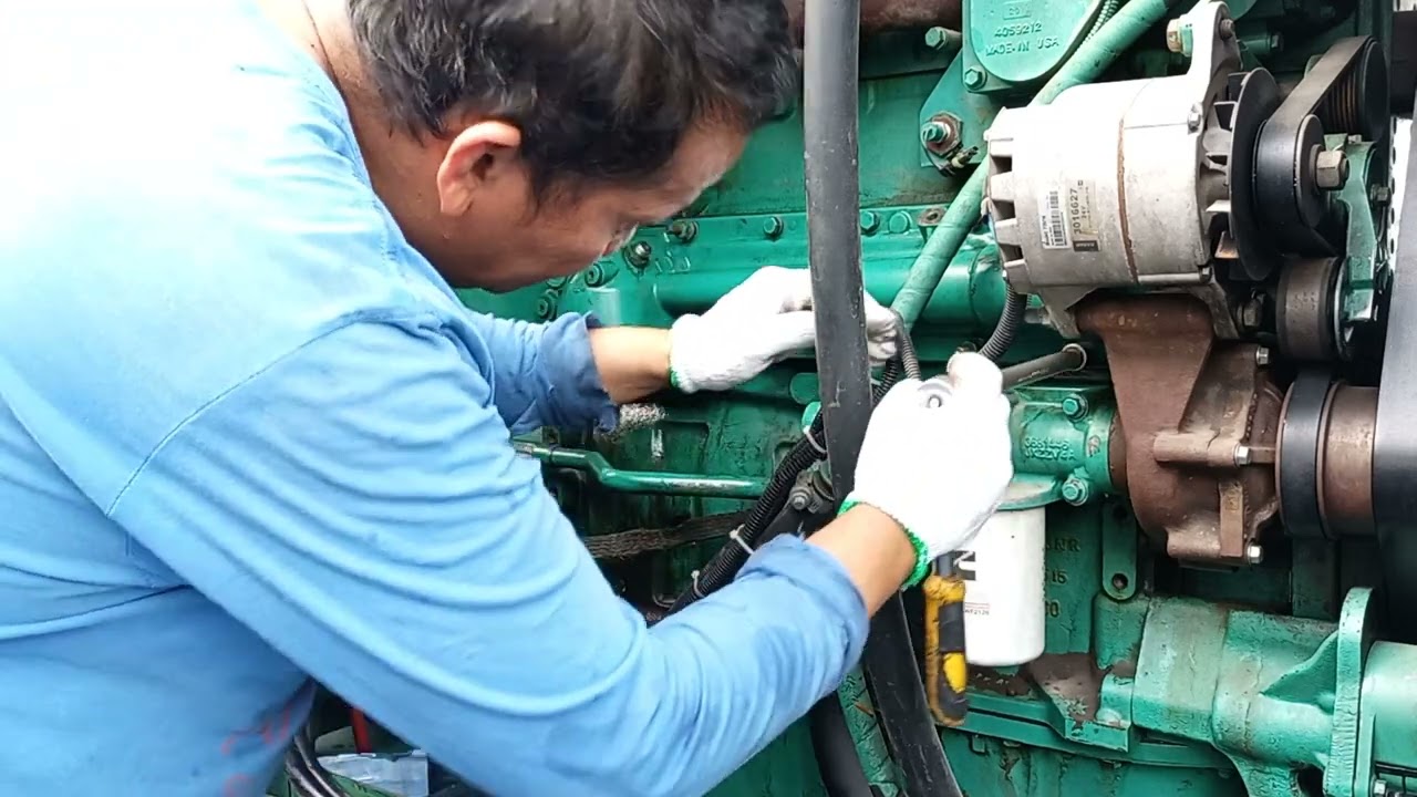QSX15 CUMMINS ENGINE OIL COOLER REPLACEMENT PART INSTALLATION