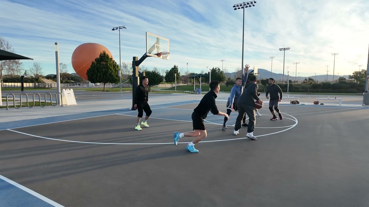 01/17/2026 Irvine Great Park Saturday Basketball Games for fun 尔湾大公园周六早上中年篮球娱乐局