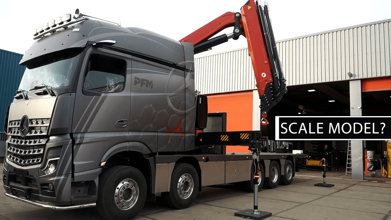 Mercedes AROCS 5 asser schaalmodel maken? Spelen met de EFFER autolaadkraan en de container opladen!