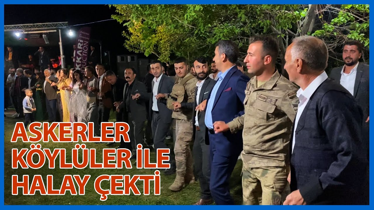 Hakkari'de askerler ile köylüler doyasıya halay çekti - Hozan Şervan 2022