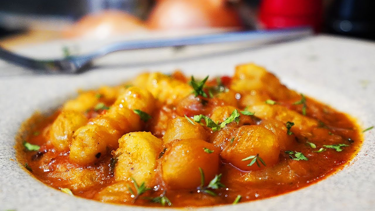 👉Mâncărică de ceapă 🧅 cu găluște de cartofi 🥔 O nebunie de rețetă 🥟Șef Paul Constantin