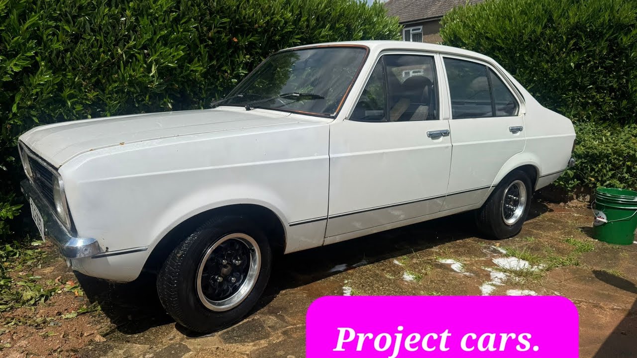 Mk2 Escort inner wing repair doesn't quite go to plan...
