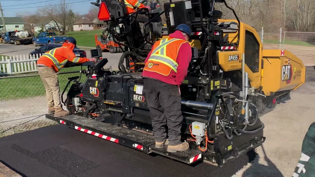 First AP455 CAT paver in Eastern Canada