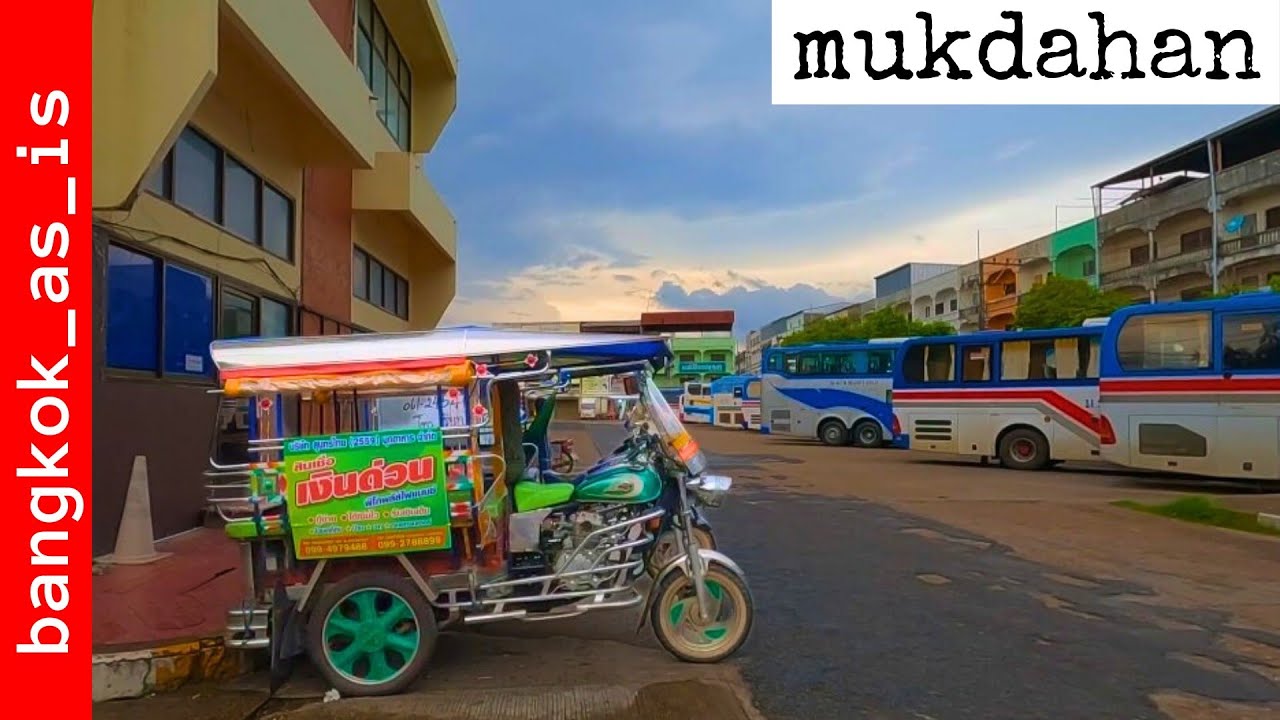 mukdahan rainy day walk - bus terminal - 2024