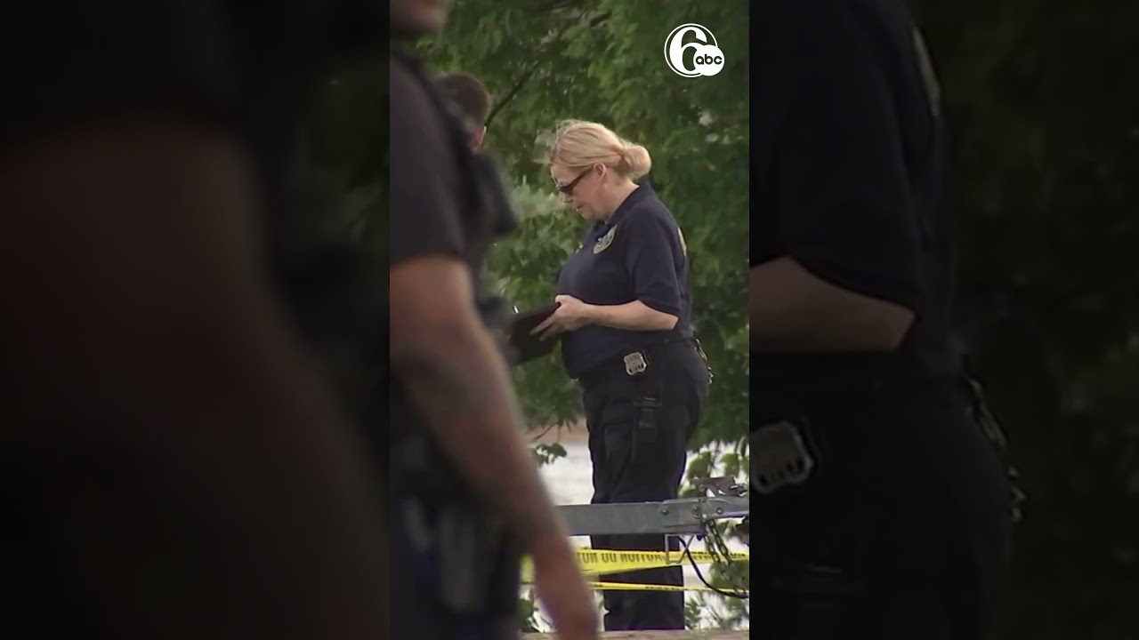 Suspect flees on jet ski after deadly shooting at boat launch along Delaware River in Philadelphia