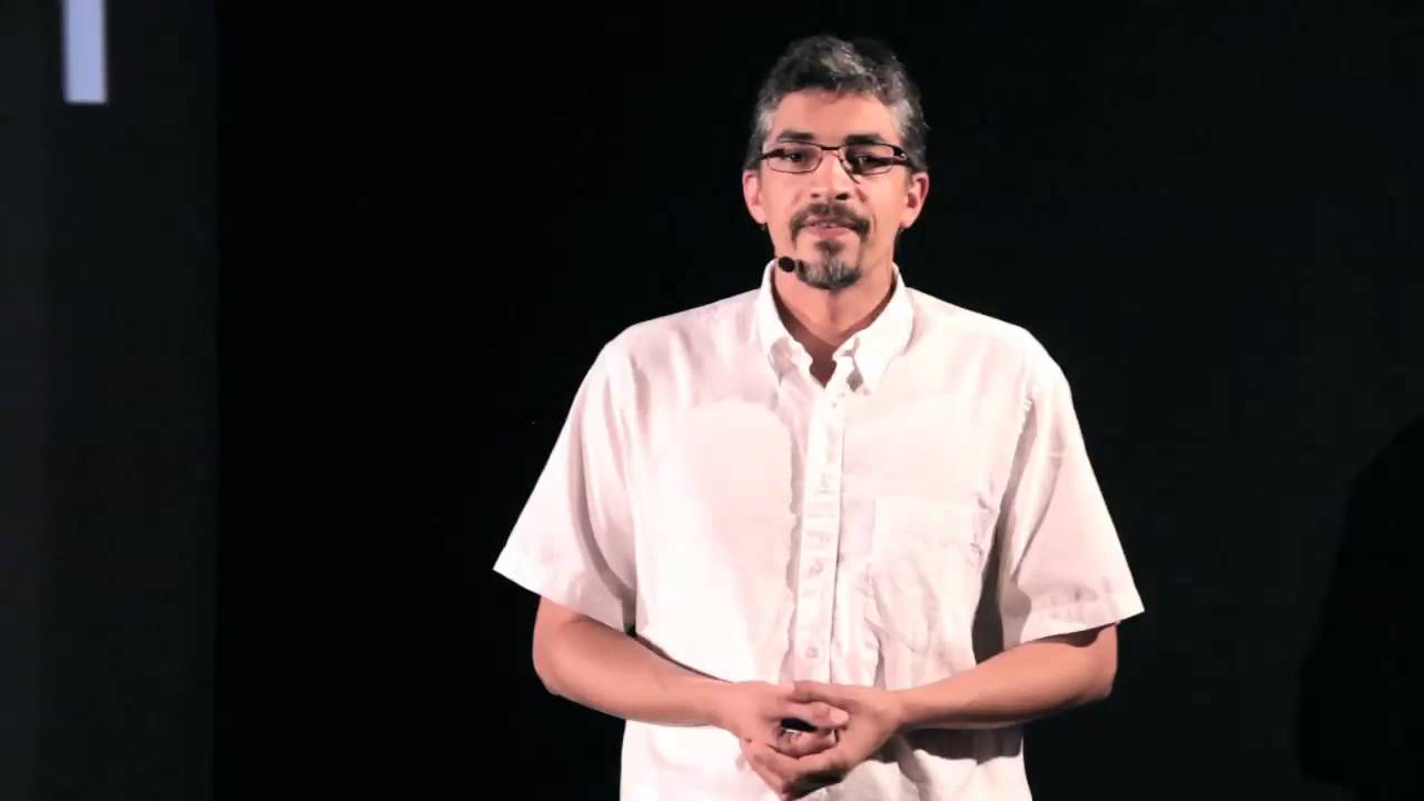 Le c&oelig;ur moteur de l'innovation industrielle: S&eacute;bastien Kulak at TEDxReunion