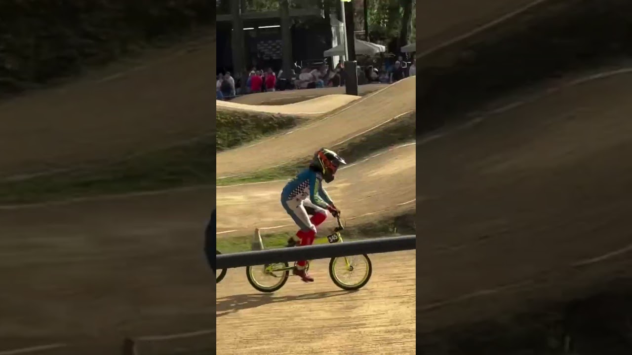 CRAZY BMX RACING 🤯 #bmx #bmxracing #Bike #bikelife #bikeride #bikelover #shorts #short #fyp #cool