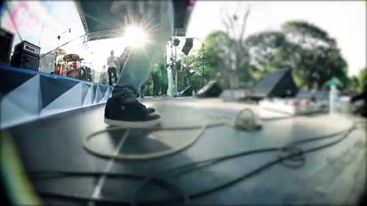 Union Rock Show Mil Voces Spanish Version