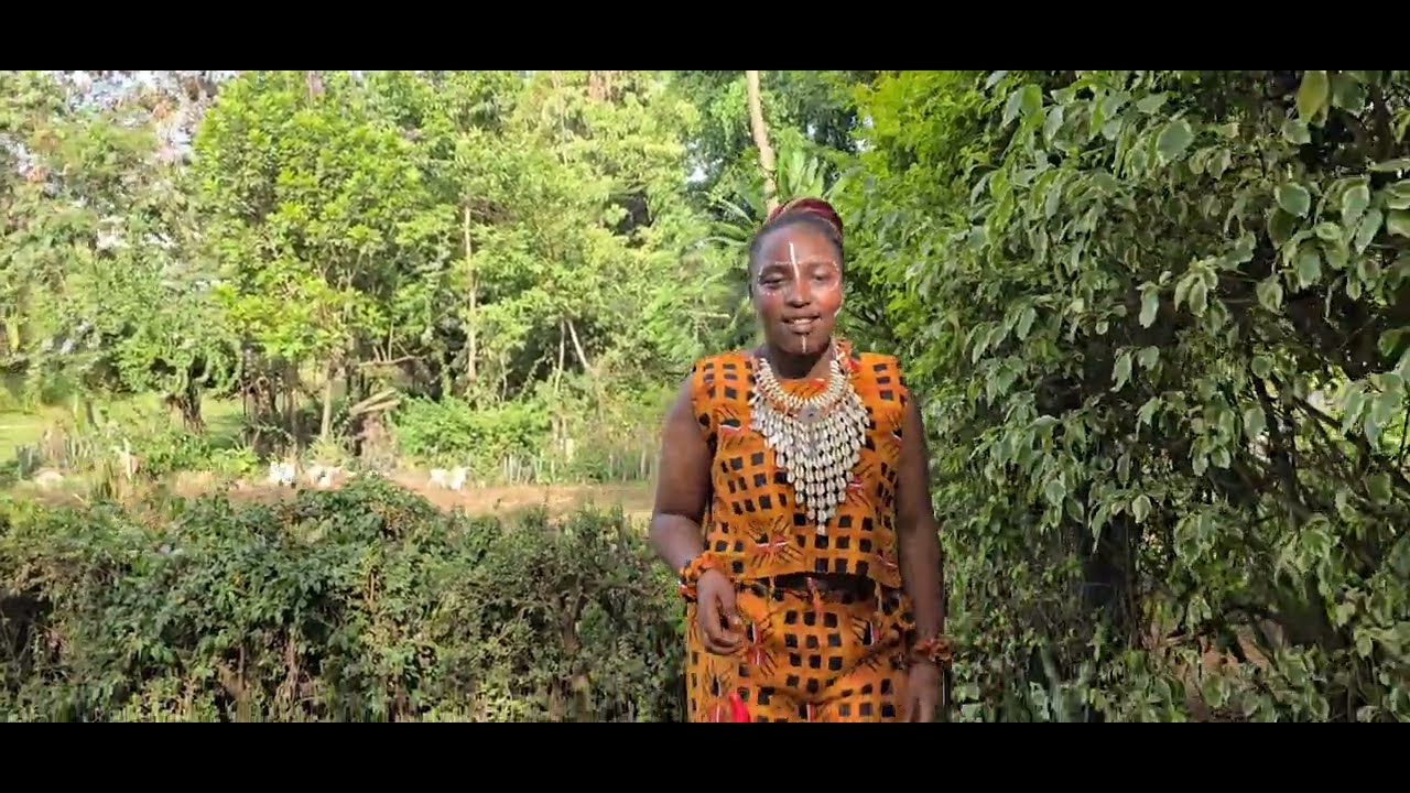 African Fashion Royalty | The Model Turning Heads Worldwide!  