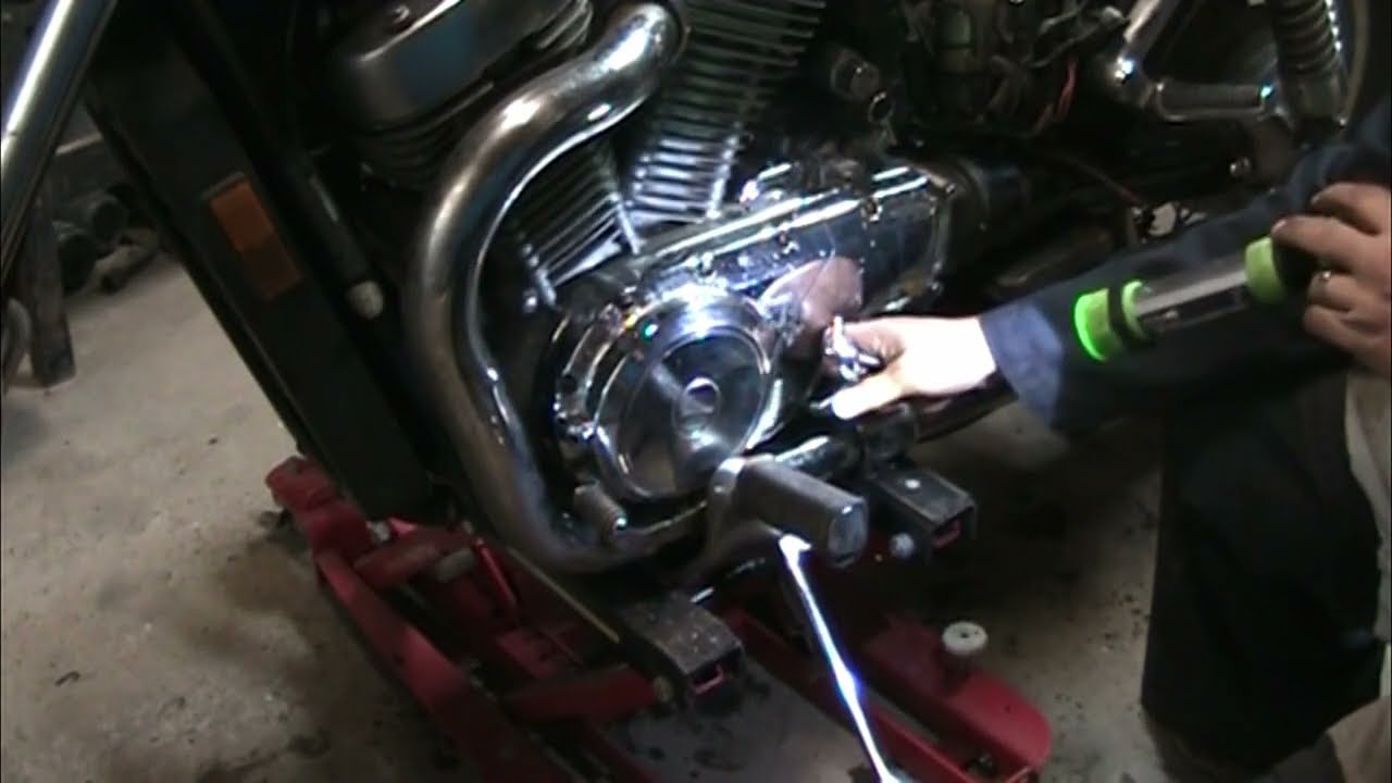 Safety First (How to: Kickstand Kill Switch 1985 Suzuki Intruder 750)