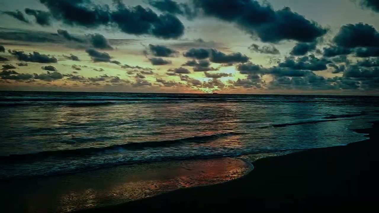 Fall Asleep Faster with This Peaceful Ocean Sunset🌊