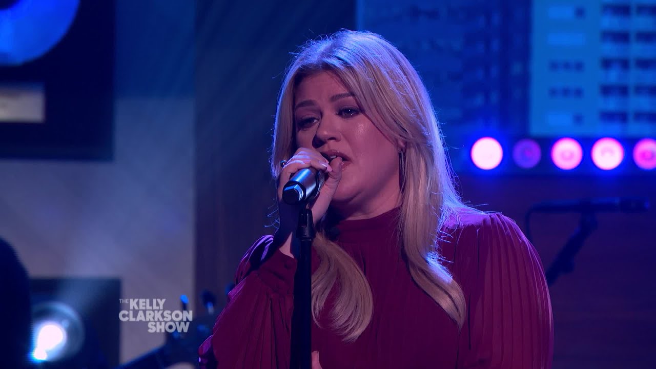 Kelly covers ‘I Hope You Dance’ (Lee Ann Womack)