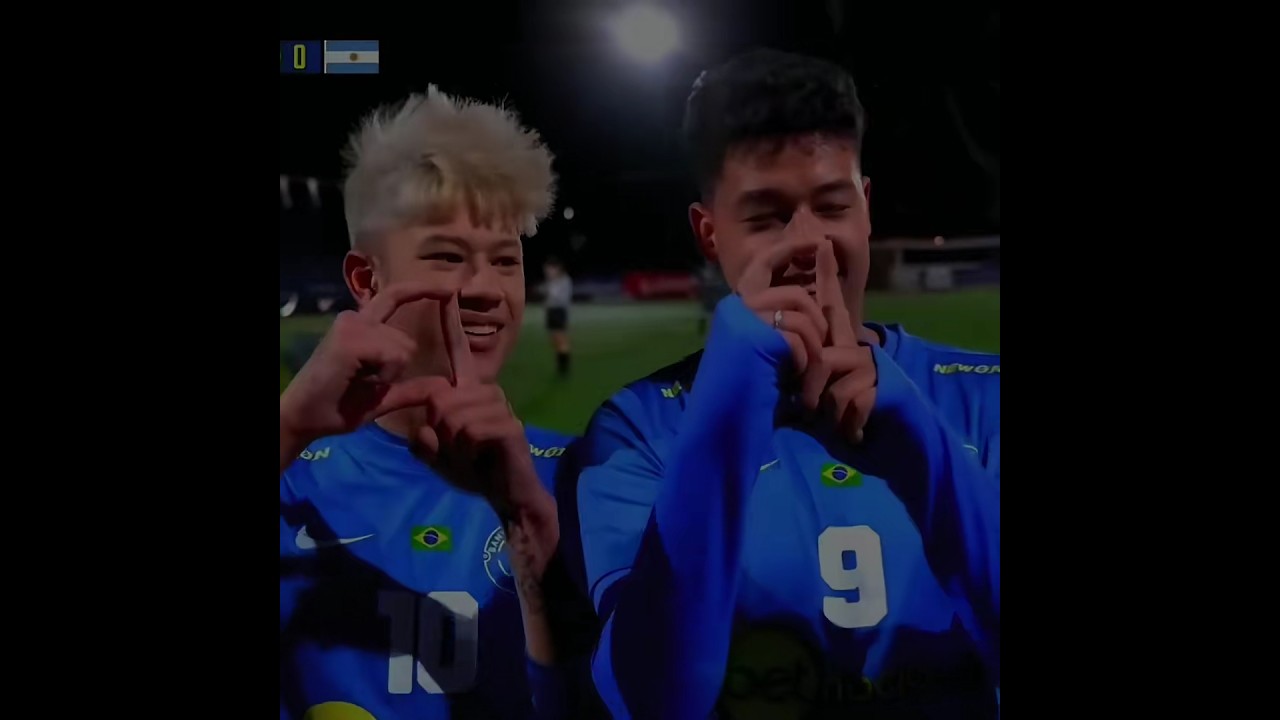 irm&atilde;os lo 😍 //#vitorlo #caiolo //futebol #banheristas //👨&zwj;❤️&zwj;👨