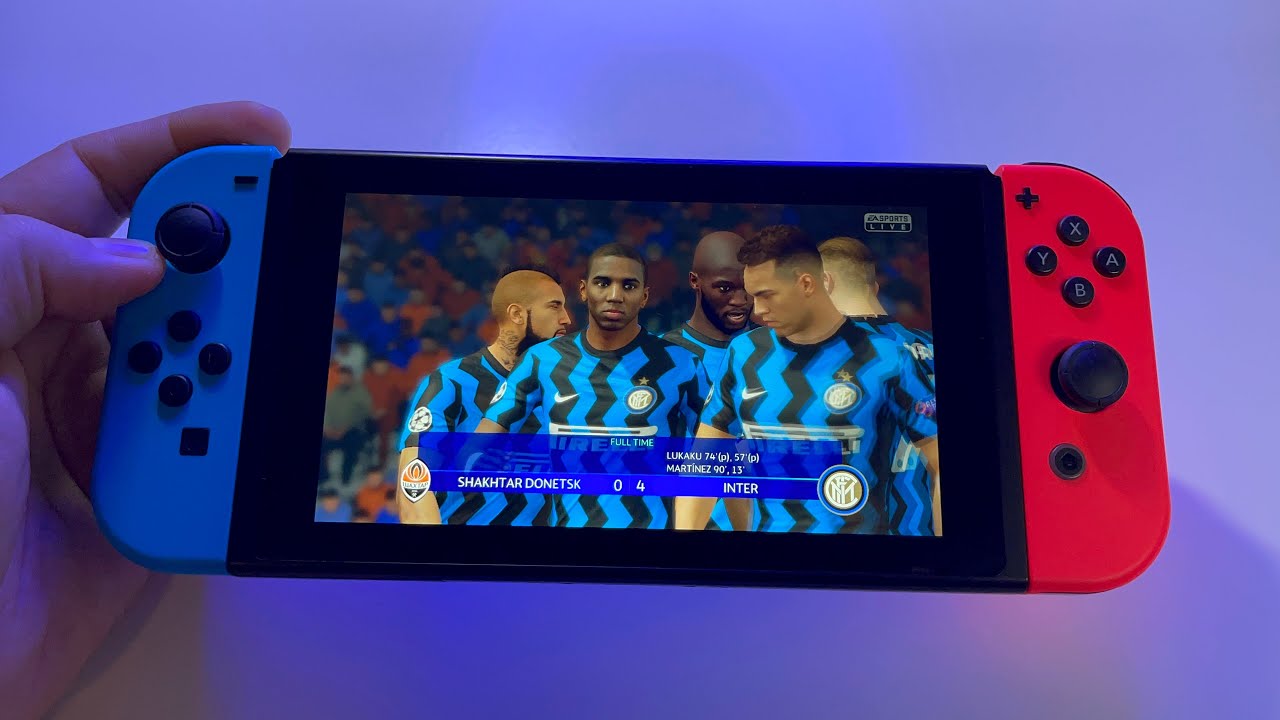 FIFA 21 Nintendo Switch Legacy Edition  | Nintendo Switch handheld gameplay