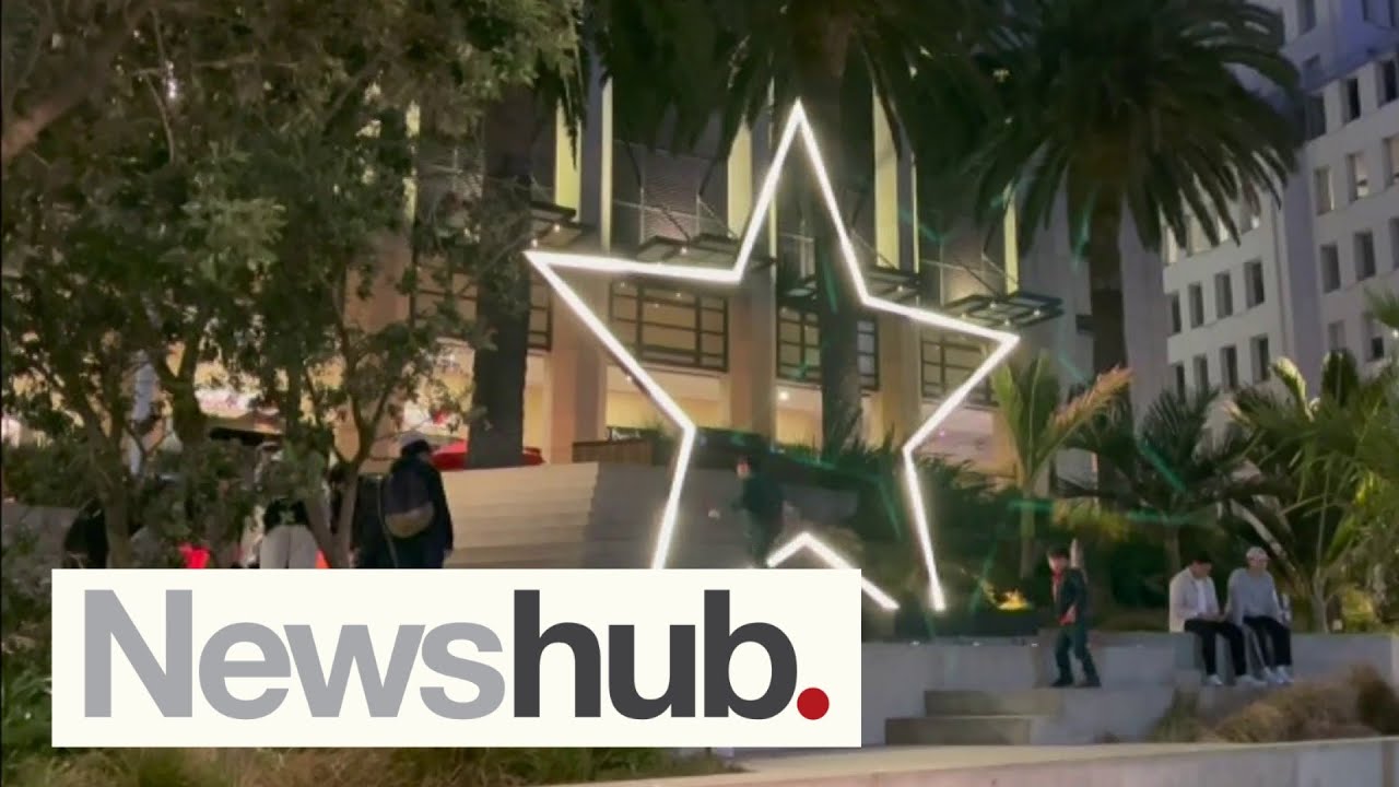 Foot traffic slowly returns to Auckland CBD, as data shows how many have abandoned city | Newshub