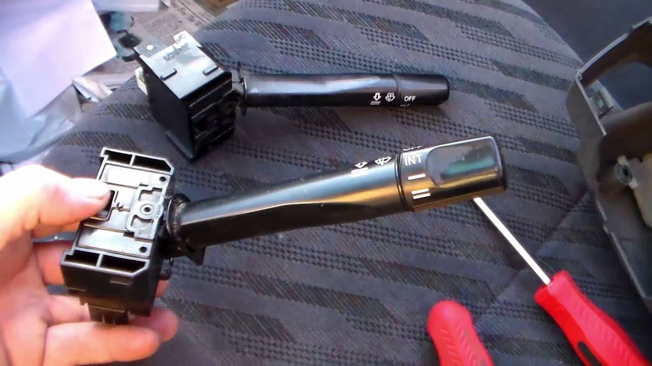 Replacing the Wiper Switch On A 1996-00 Honda Civic