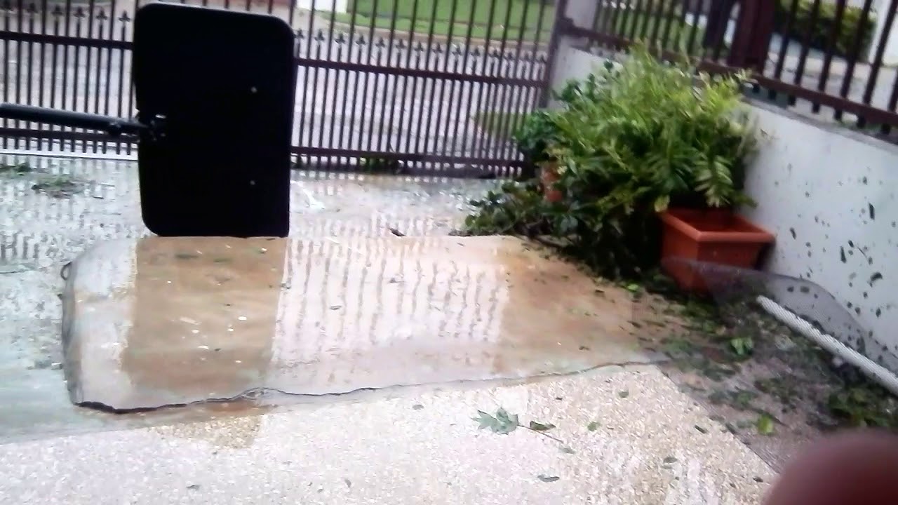 El hurcan Mar&iacute;a en casa.