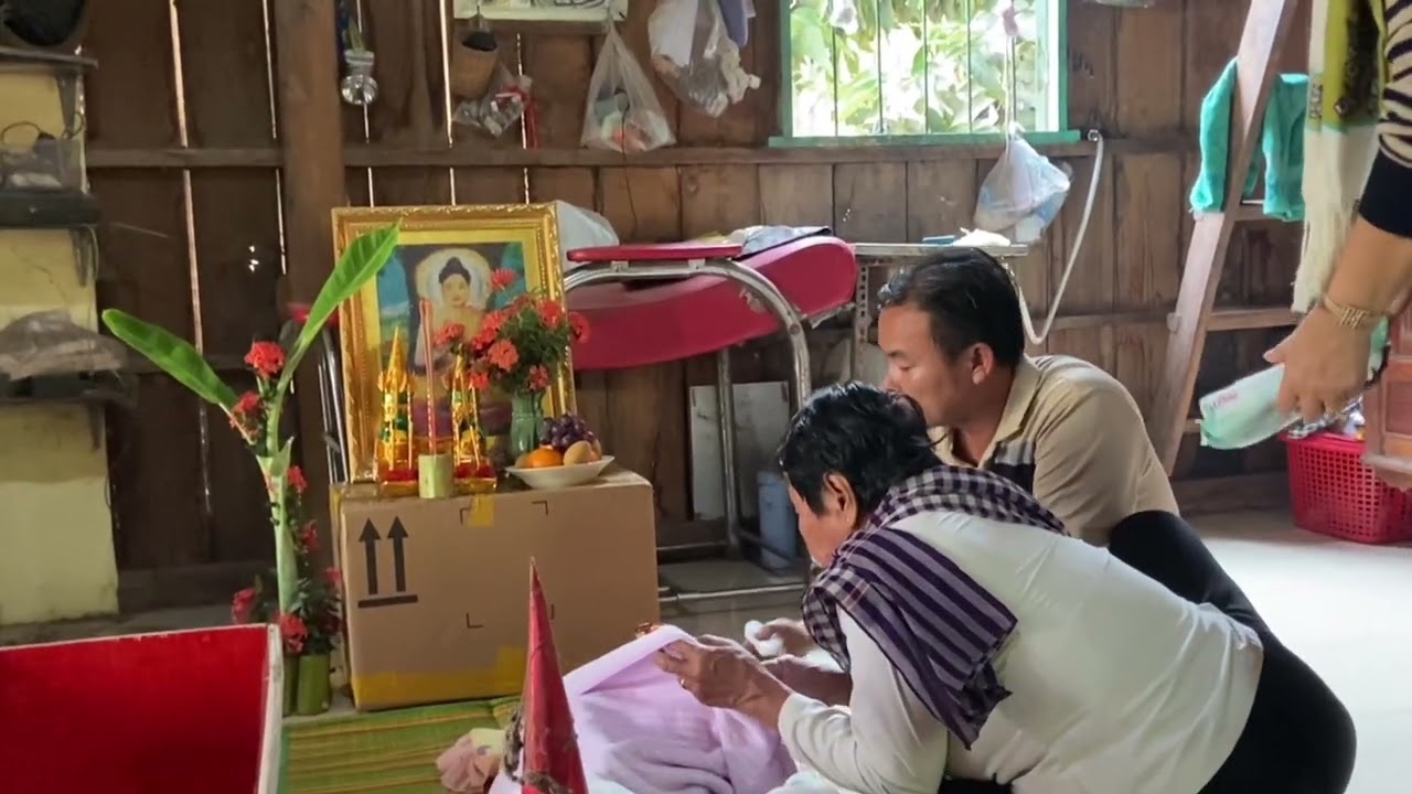 សូមប្អូន​ លី​ ប៉ុនលៀប​ ទៅអោយបានសុខជាតិក្រោយមានសុខភាពល្អ​ អាយុវែង​ មកធ្វេីបងប្អូនគ្នាទៀត🙏