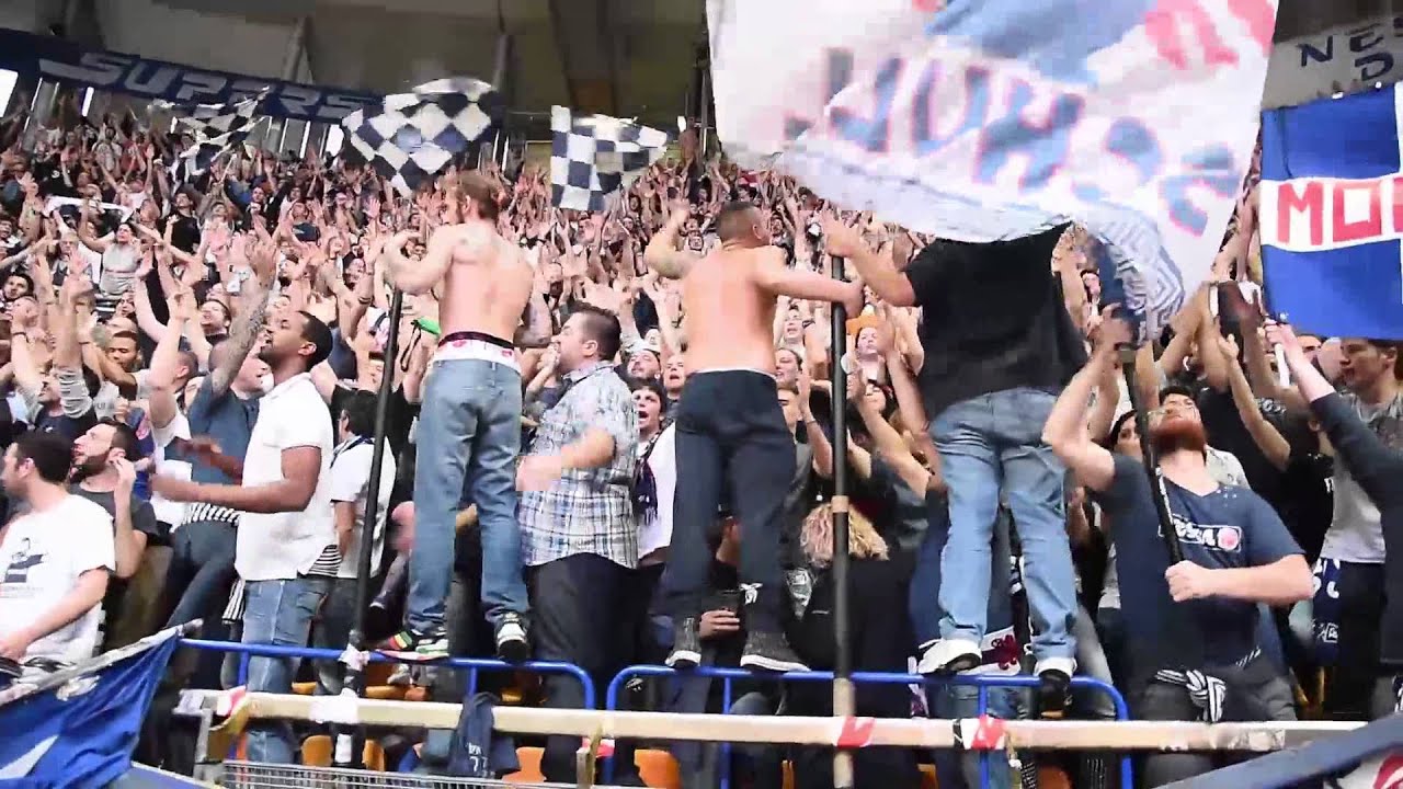 Tutto lo spettacolo della Fossa Dei Leoni durante Fortitudo-Treviso (A2 2015/16)