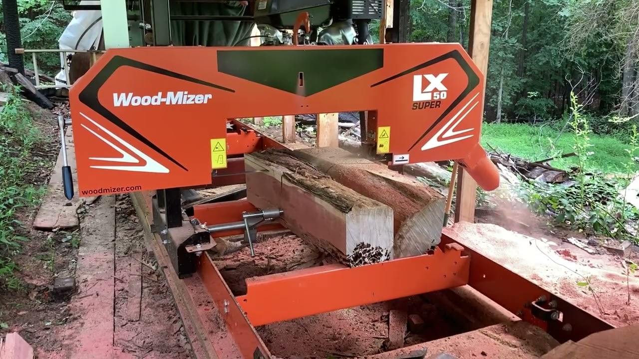 Making cedar shakes, shingles    #cedar #diy #woodworking #shingleroof #shakes #sawmill #wood