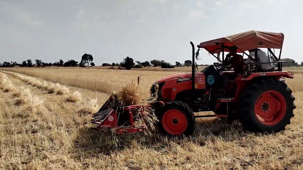 Kubota mu 4501 4wd tractor or shakti kishan reaper