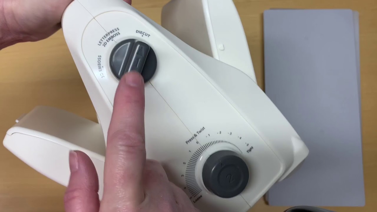 Close to my Heart Die-cutting & Embossing Machine Demo