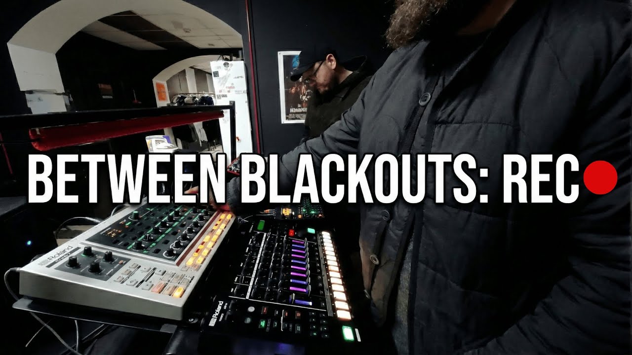 UA Blackout Live Techno/Lights On - We Hit Rec.Roland tr8s Elektron Digitakt Nord Lead Yamaha DX200