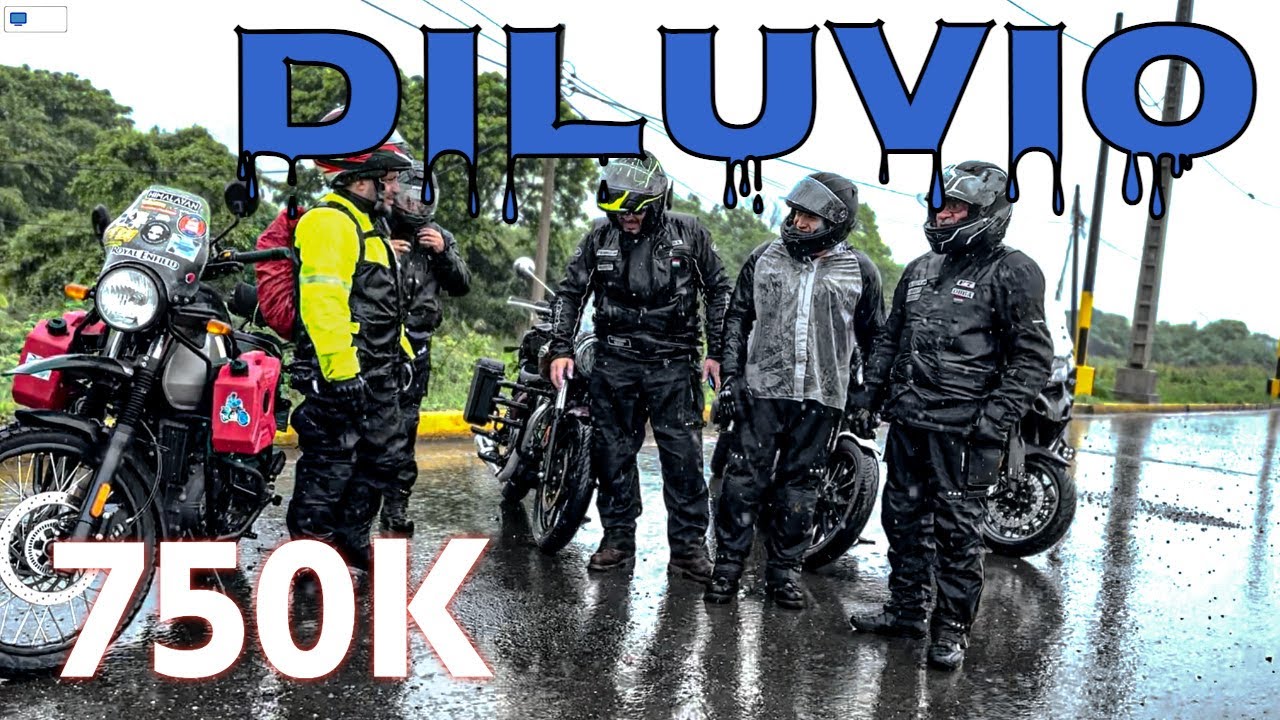 Ecuador en moto: NEBLINA, LLUVIA, SOL Y PLAYA. Ruta Azogues-Ayangue