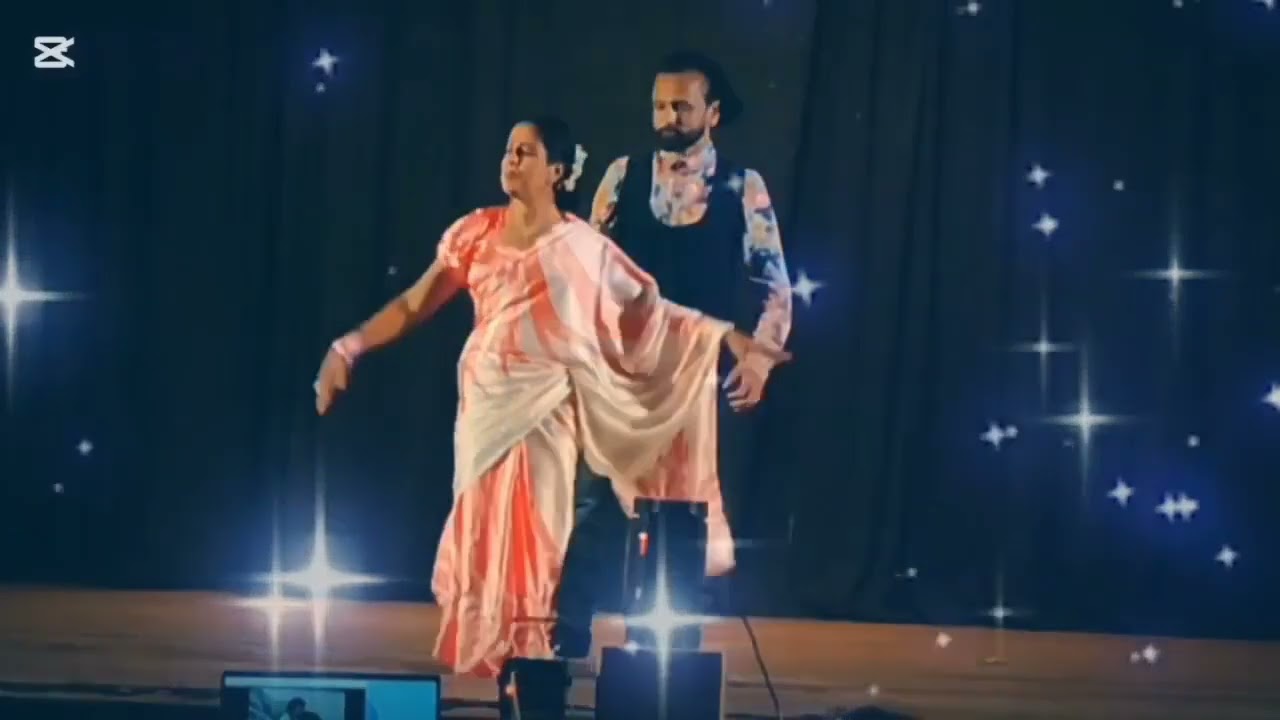 Mal wahi seethala  /  මල් වැහි සීතල මල් වැස්සෙ