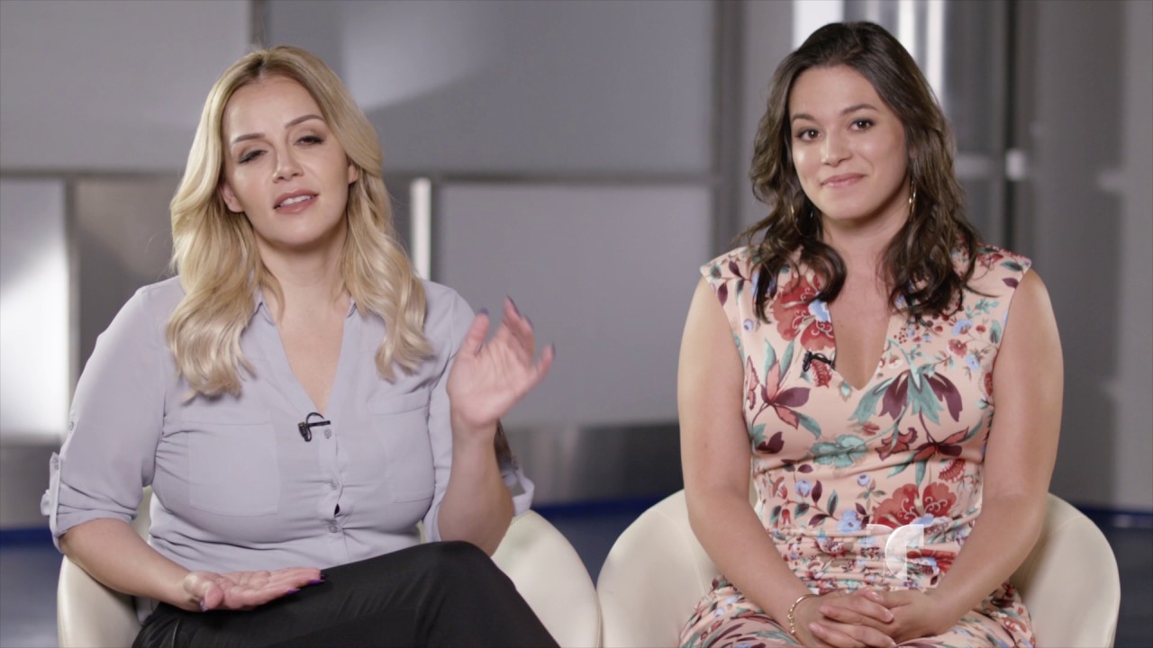 Angélica Celaya as Jenni Rivera in Mariposa de Barrio (5 minutes)