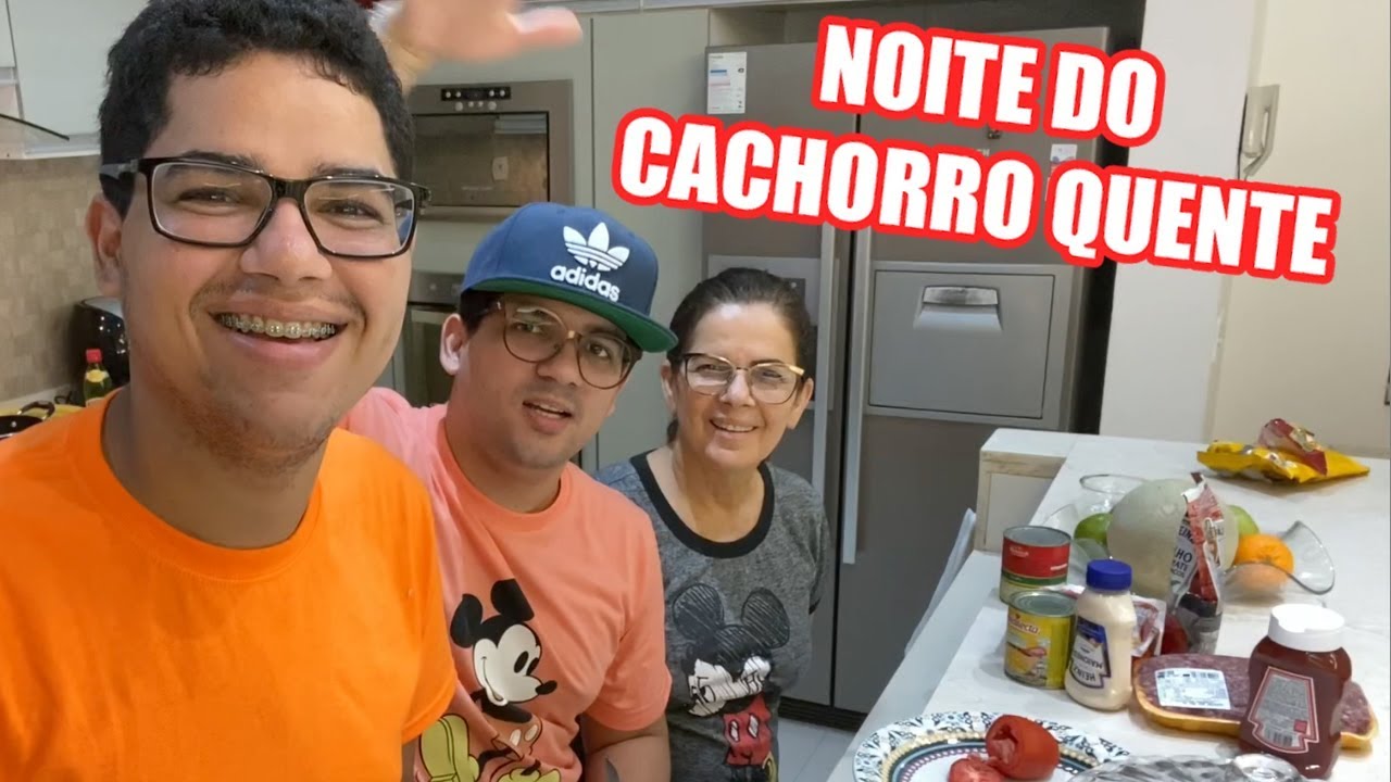 FIZEMOS A NOITE DO CACHORRO QUENTE EM CASA! - Família Velhote
