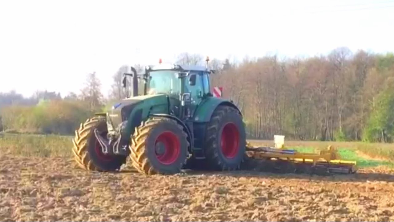 Ackerschleppen mit Fendt 936 Vario