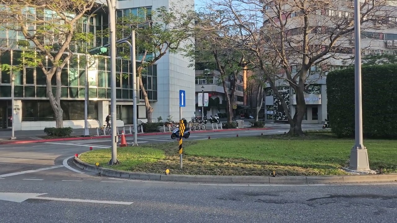 #仁愛敦化路口 #Ren Ai Dunhua Junction