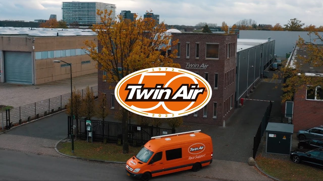Twin Air celebrates its 50th anniversary