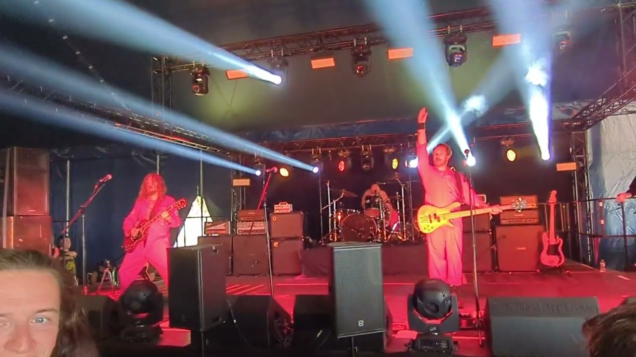 Space Pistol - Exploding Whale (live at Bloodstock 2024)