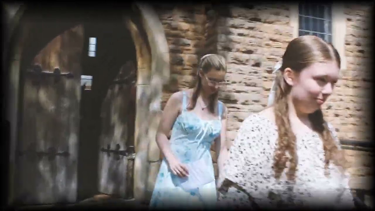 The Grandparents - Grace Siddons (subtitled version)