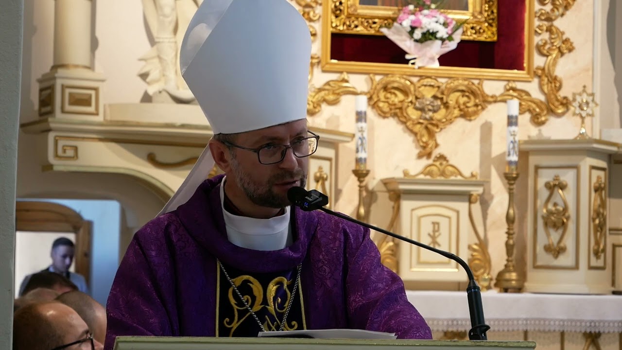 Проповідь єп. Е. Кави на похороні полеглого героя Василя Лучківа в Івано-Франкове