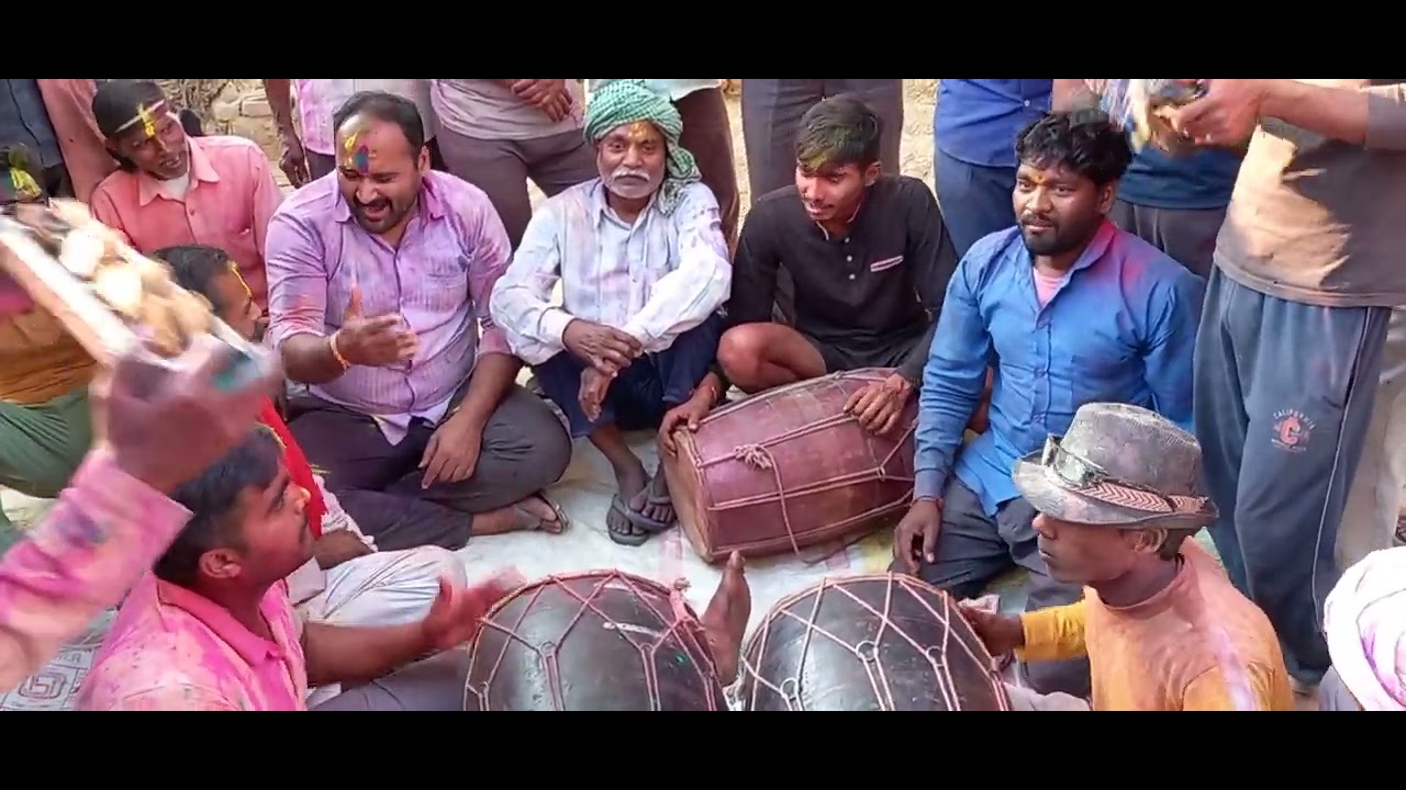 Holi faag bahupur raebareli (मत मिलै न नारि बिरानी का चप्पल देखावै रूपानी का)#faag #holi #viral